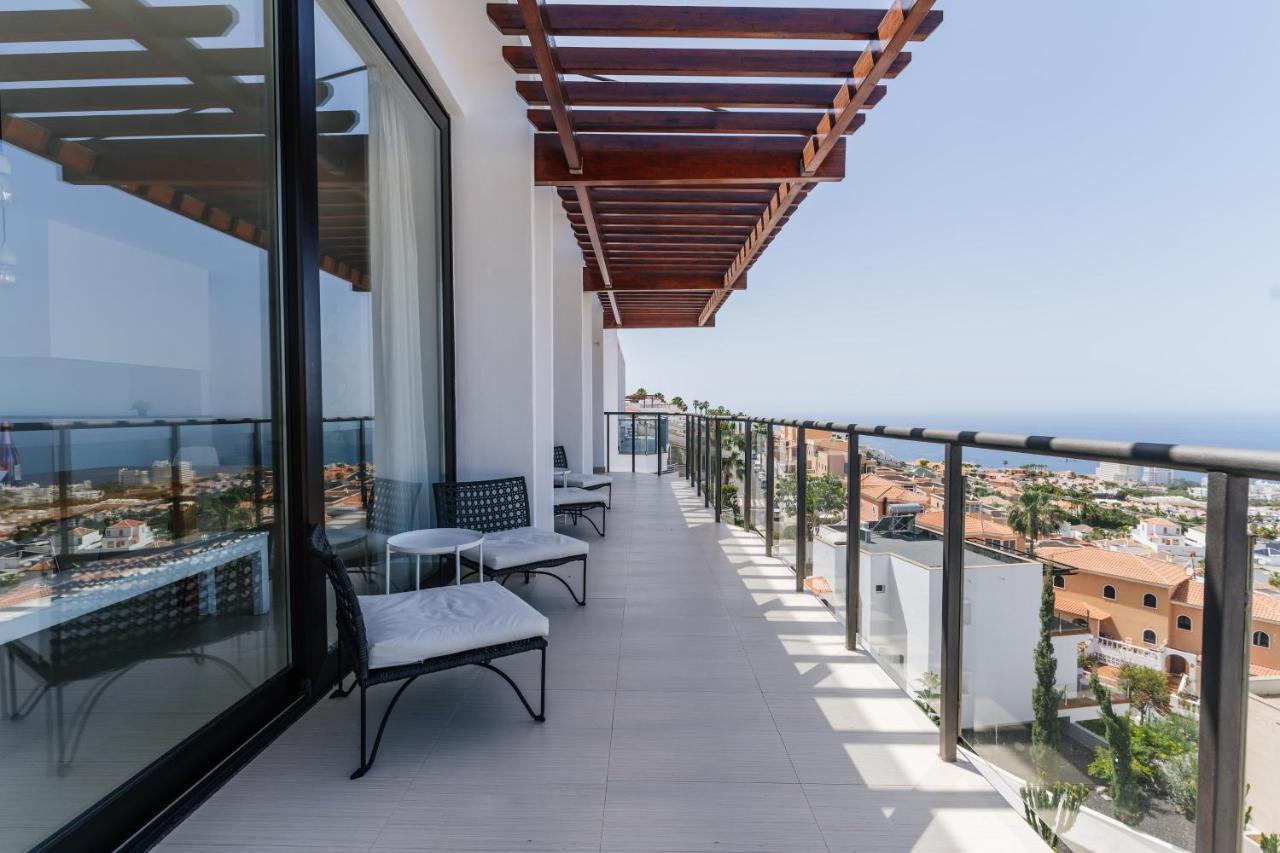 Sunset White Villa - Ocean View, Jakuzzi, Heated Pool, Air-Conditioning, Grill Плая-де-лас-Америкас Экстерьер фото