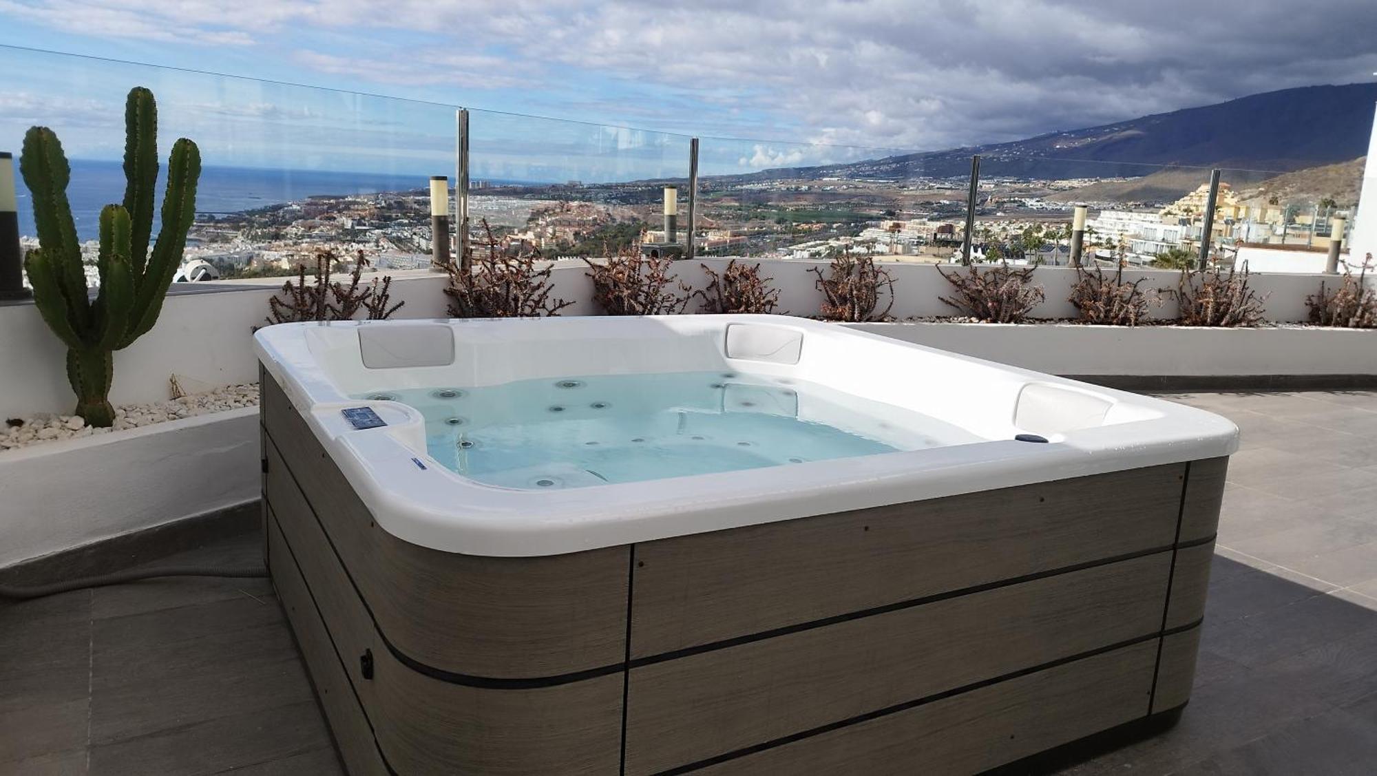 Sunset White Villa - Ocean View, Jakuzzi, Heated Pool, Air-Conditioning, Grill Плая-де-лас-Америкас Экстерьер фото
